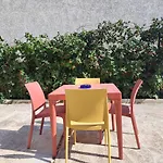 Avec Exterieur Et Parking Gratuit פרפיניין