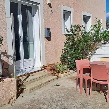 Avec Exterieur Et Parking Gratuit