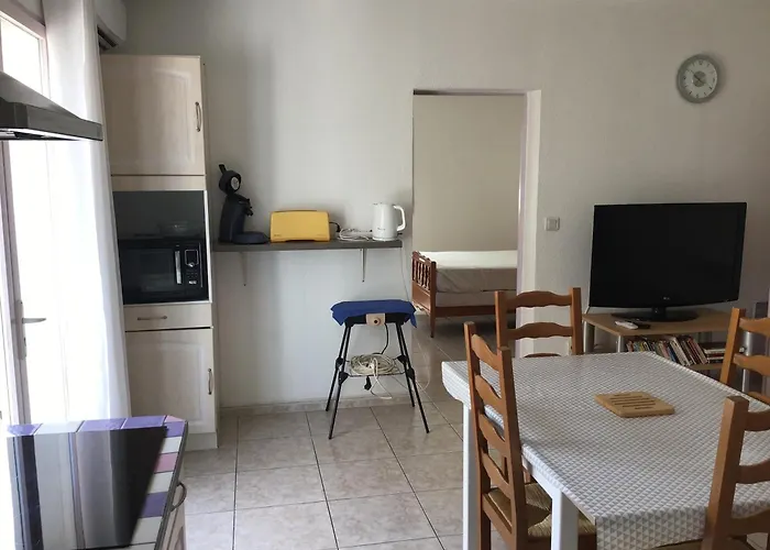 Avec Exterieur Et Parking Gratuit Appartement Perpignan